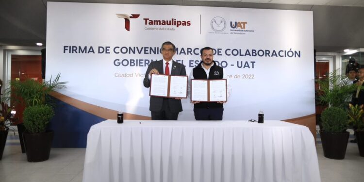 Preside Gobernador Américo Villarreal ceremonia de 72 aniversario de la UAT