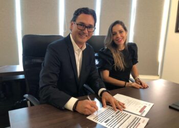 Morena abre registro a candidatura para Senador, Erasmo González es el primero