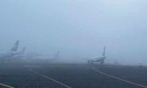 Pegó niebla en el Aeropuerto de la CDMX a 80 vuelos