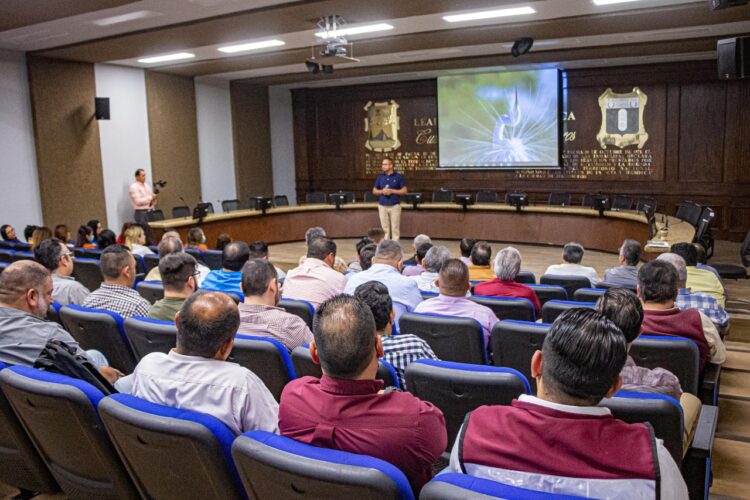 Alcalde Interino pide a directores municipales a redoblar esfuerzos por Matamoros