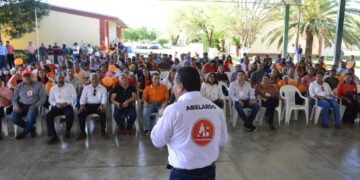 Maestros de Padilla se suman al proyecto de Abelardo Ibarra para el SNTE