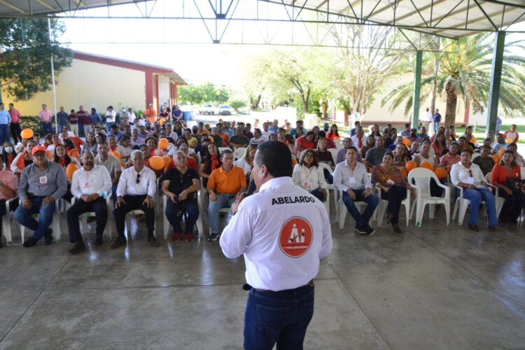Maestros de Padilla se suman al proyecto de Abelardo Ibarra para el SNTE