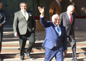 López Obrador anuncia más inversiones y empleos en 2023 tras reunión con empresarios