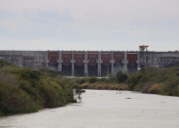 Cierran compuertas de la presa “El Cuchillo”; termina trasvase a Tamaulipas