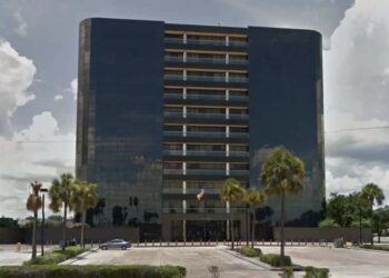 Dan 10 años de cárcel a texano por transportar cocaína