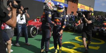 La piñata de Max Verstappen para ‘vengar’ a Checo Pérez!