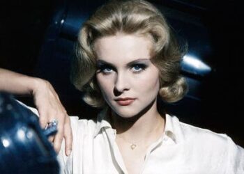 Muere a los 81 años Diane McBain, actriz de ‘Surfside 6’