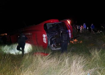 Vuelca autobús de ADO, nueve heridos