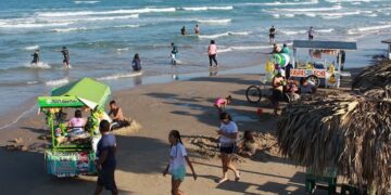 Turistas dejan derrama económica de 130 millones de pesos en Playa Miramar