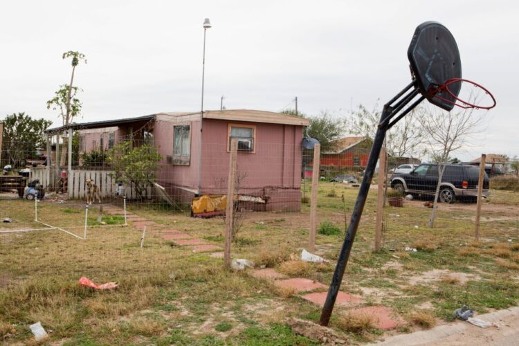 Piden atender problemática de colonias en sur de Texas
