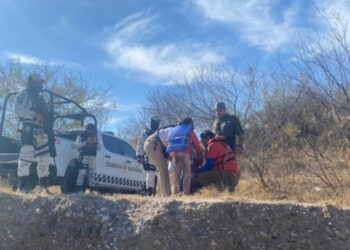 Rescatan a tres niñas salvadoreñas en islote del Río Bravo