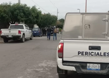Encuentran a mujer ahorcada en su domicilio