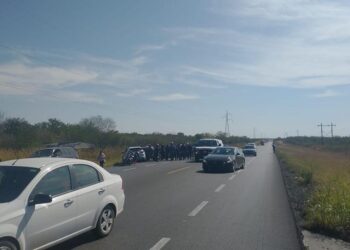 Iban a “El Chorrito” y caen de motocicleta
