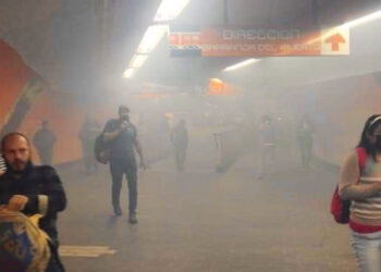 Se desprenden vagones de un tren de la Línea 7 Metro en la Ciudad de México