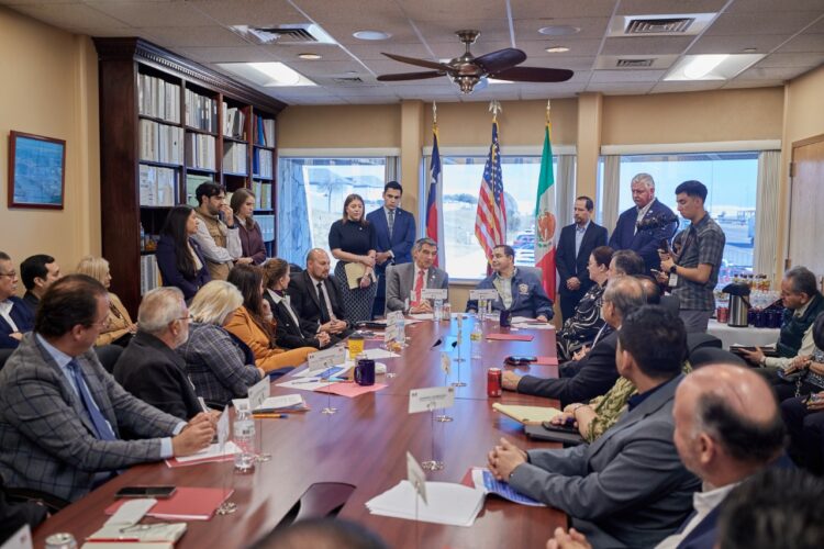 Ampliarán y modernizarán cruces fronterizos entre Laredo y Nuevo Laredo