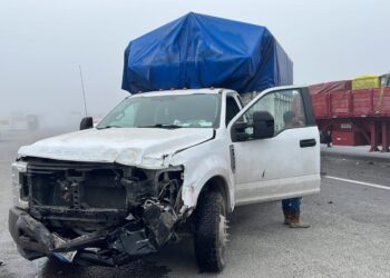 Chocan trailer y camioneta en ruta Victoria-Matamoros