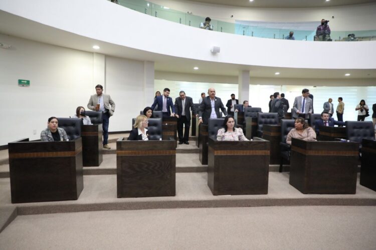 Evitarán casos de violencia obstétrica; mujer estará acompañada durante parto