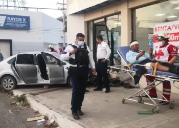 Cuatro lesionados en choque