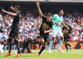 Pumas de UNAM golea 4-1 a Panzas Verdes del León