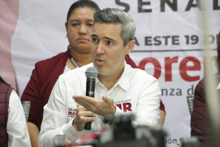 Demanda JR darle altura a la política: