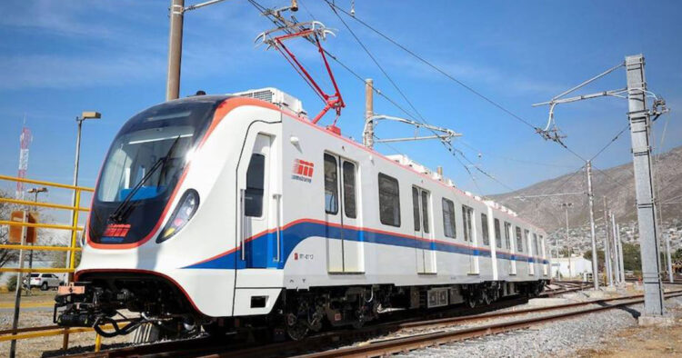 Metro regio es seguro: Waldo Fernández