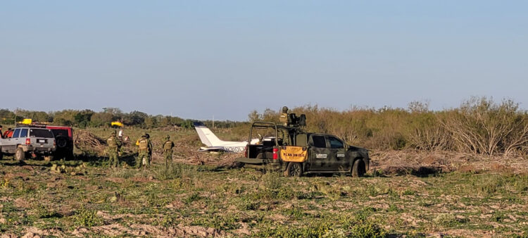Avioneta aterriza de emergencia en Reynosa; iba de Nuevo León a  Mc Allen