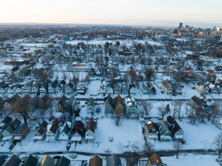 Tormenta de invierno sobre EU amenaza con fuertes nevadas, huracanes e inundaciones