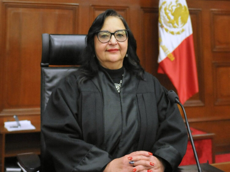 Ministra Norma Piña preside primera sesión en la Corte