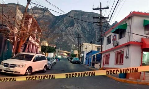 Muere mujer tras ser acuchillada por otra