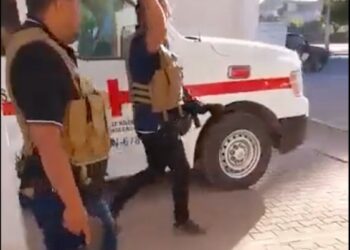 Secuestran ambulancias en Sinaloa, para atender a sicarios heridos