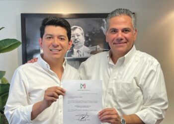 Renueva Carlos Solís estructura del Comité Estatal del PRI