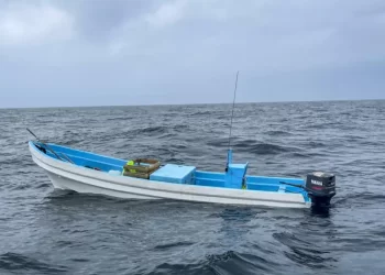 Detienen lancha mexicana pescando ilegalmente en EU