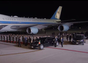 López Obrador recibe a Joe Biden en el AIFA; juntos viajan en “La Bestia”