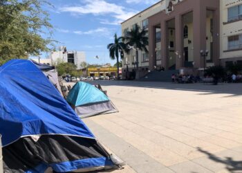 Trabajadores del Ayuntamiento levantarán plantón, acuerdan con el Alcalde Gattás