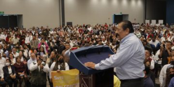 Presenta Arnulfo Rodríguez al Comité del SNTE ante maestros de la zona sur