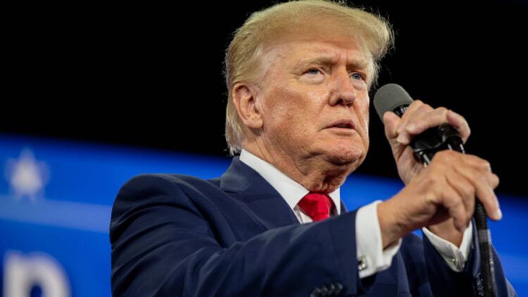 Tras larga batalla legal Trump da a conocer sus informes fiscales