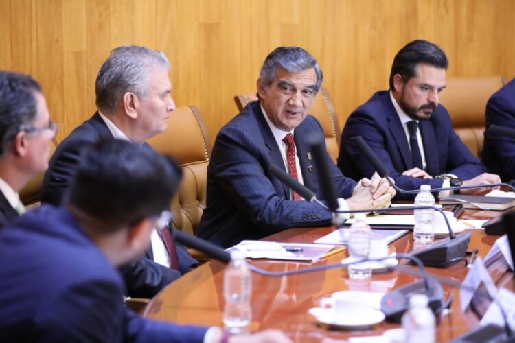 Gestiona AVA hospital en San Fernando y acuerda gira del director del IMSS a Tamaulipas