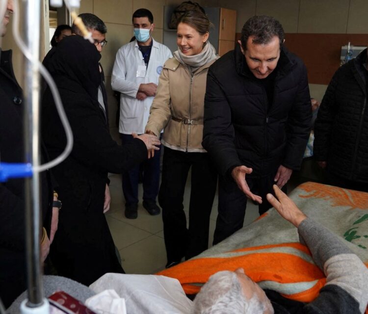 Presidente de Siria y su esposa visitan a las víctimas del terremoto