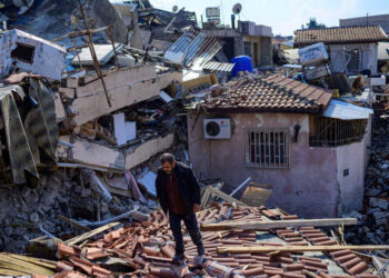 Suman más de 28 mil muertos en Turquía y Siria por fuerte terremoto