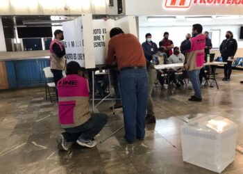 Realizan ensayo de instalación de casillas electorales especiales en Tamaulipas