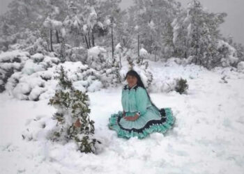 Nevadas azotan a municipios de la sierra de Chihuahua