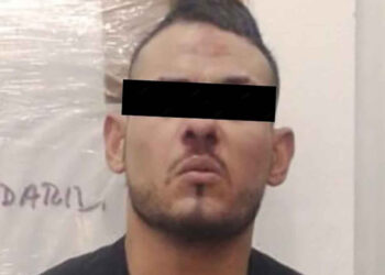 Liberan a 10 personas retenidas por asaltantes  en tienda de autoservicio en Monterrey