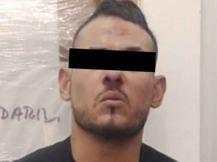 Liberan a 10 personas retenidas por asaltantes  en tienda de autoservicio en Monterrey