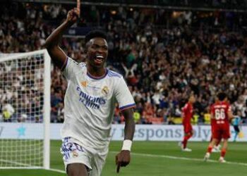 Real Madrid propina goleada histórica al Liverpool en Champions