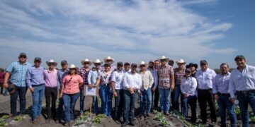 Preside rector ceremonia del Día del Agrónomo y firma de convenios UAT-Empresa