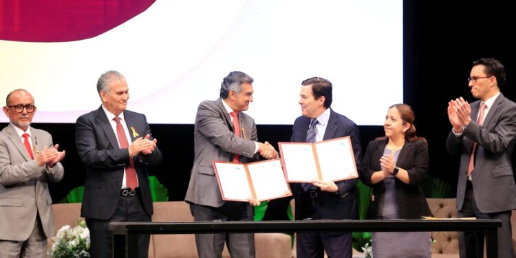 Tamaulipas será referente nacional en medicina y salud: Américo Villarreal