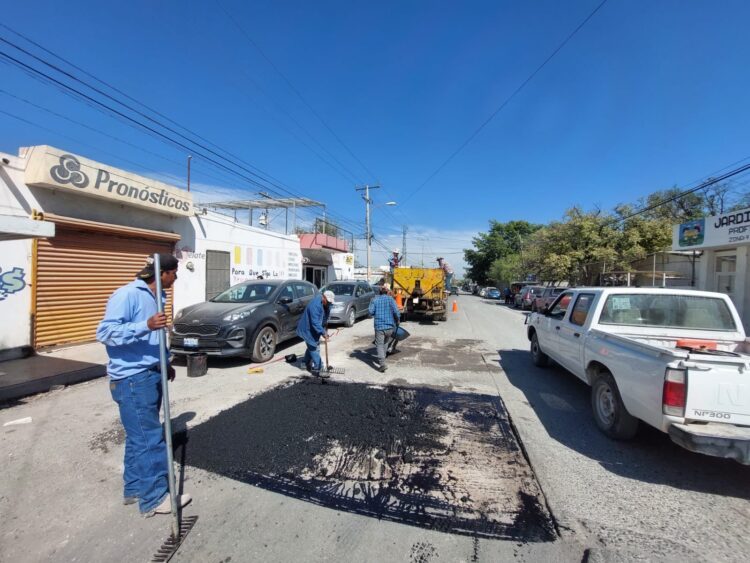 Intensifica Gobierno Municipal arreglo de calles de Cd. Victoria
