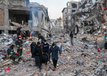 Nuevo sismo sacude Turquía; reportan un muerto y 69 heridos