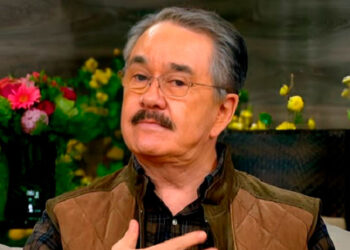 Pedro Sola es exhibido por coquetearle al espodo de Yuridia