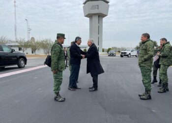 Anuncia AMLO inversiones en energía para Altamira-Madero y aduanera en faja fronteriza